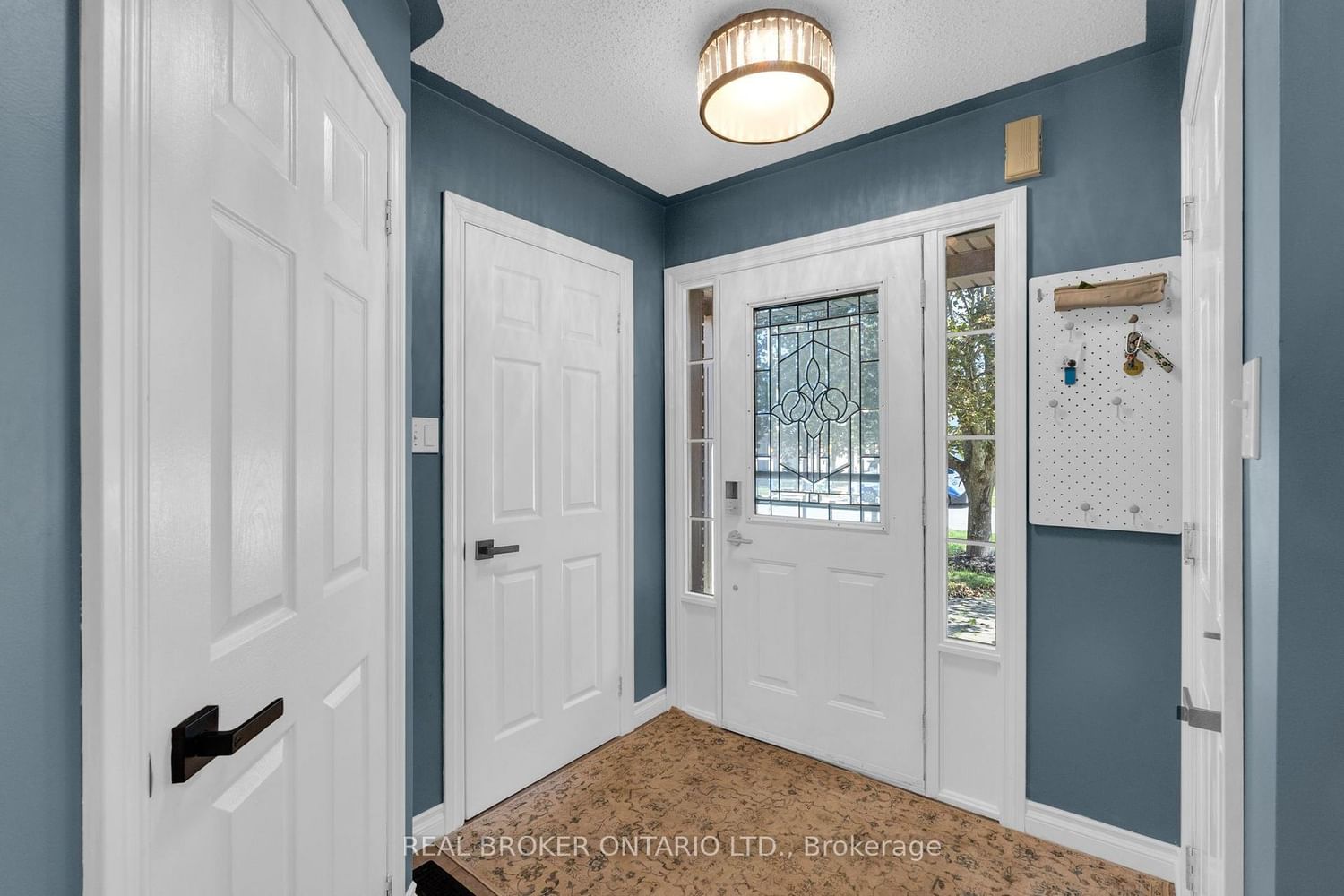 64 Vanessa Drive • Orillia, ON photo 5