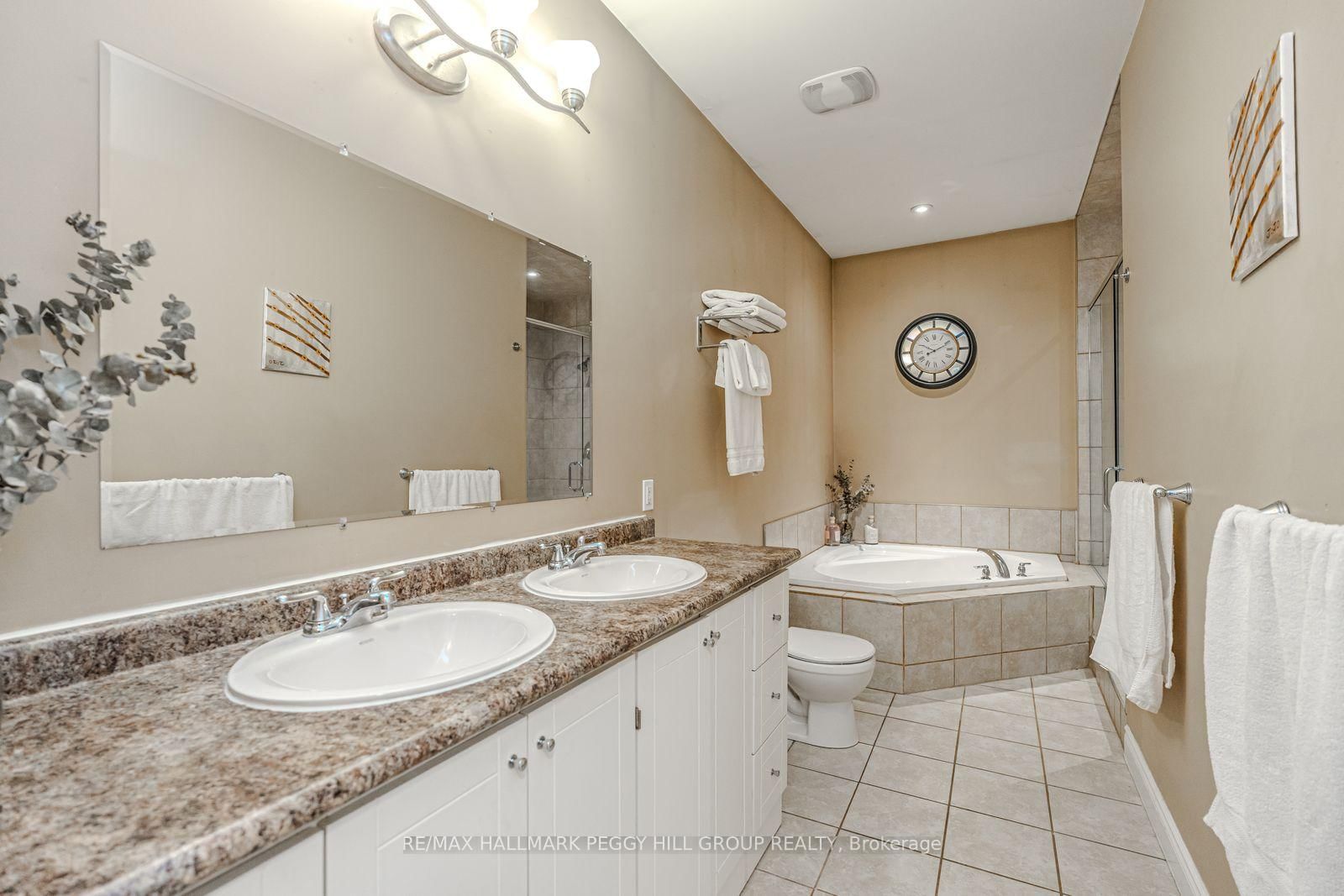 122 Trout Lane • Tiny, ON photo 8