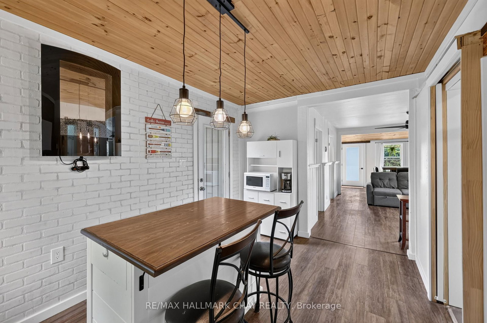 8 Myrtle Avenue • Oro-Medonte, ON photo 11