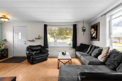 345 East Street • Orillia, ON photo 9