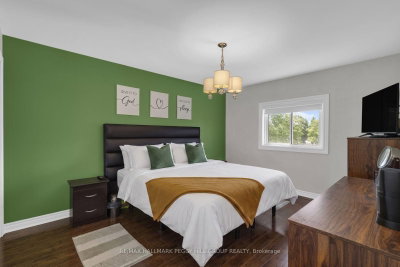 35 Victorway Drive • Barrie, ON photo 8