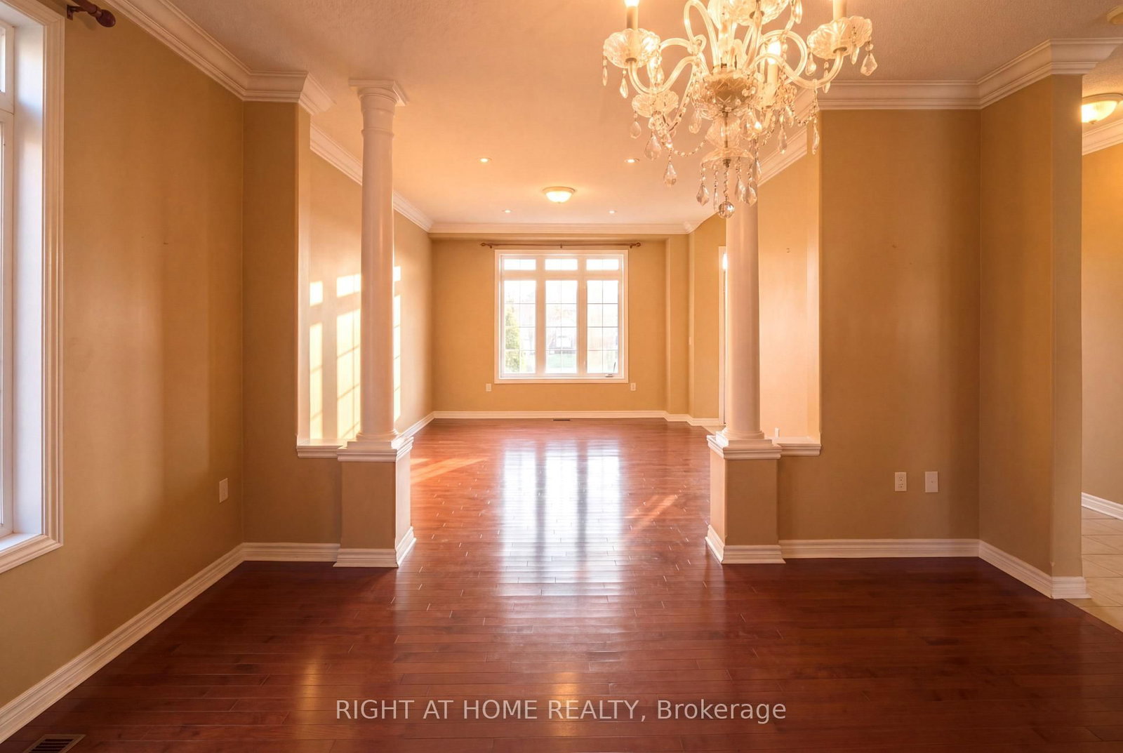 52 Prince William Way • Barrie, ON photo 10