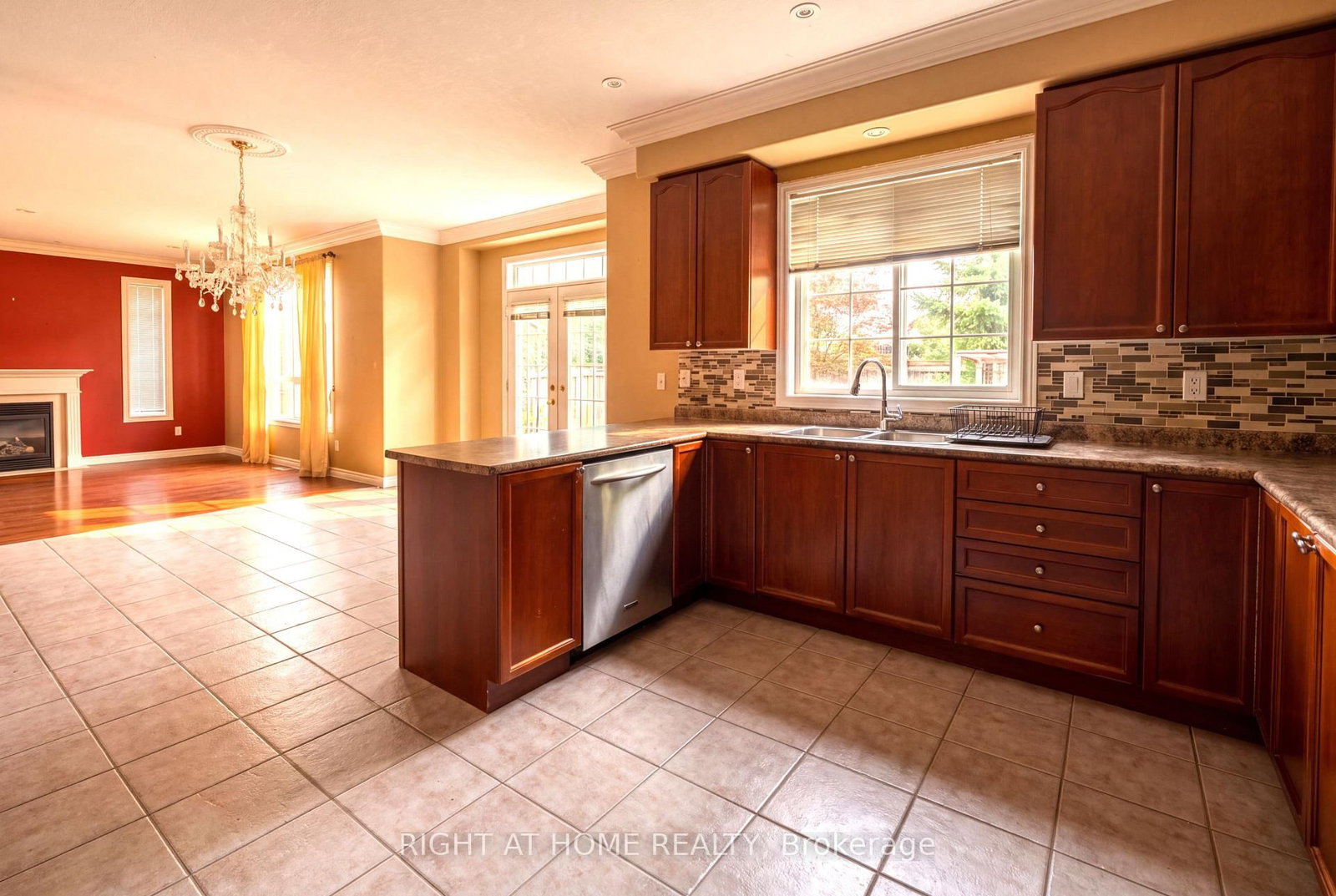52 Prince William Way • Barrie, ON photo 14