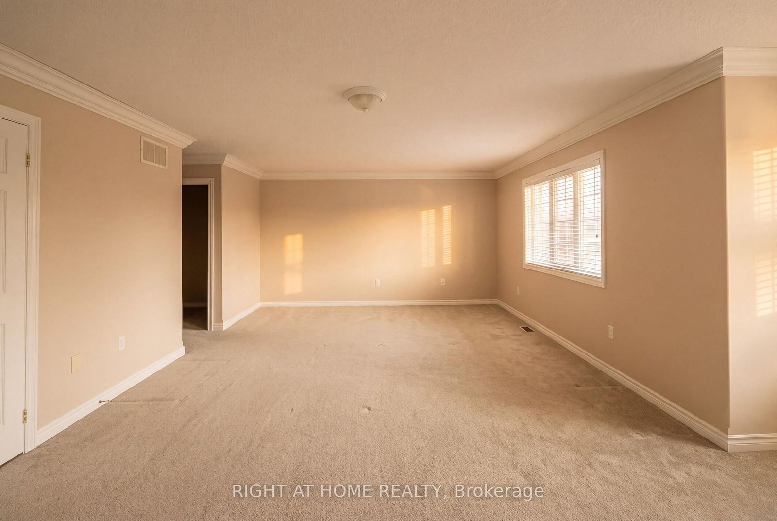 52 Prince William Way • Barrie, ON photo 26