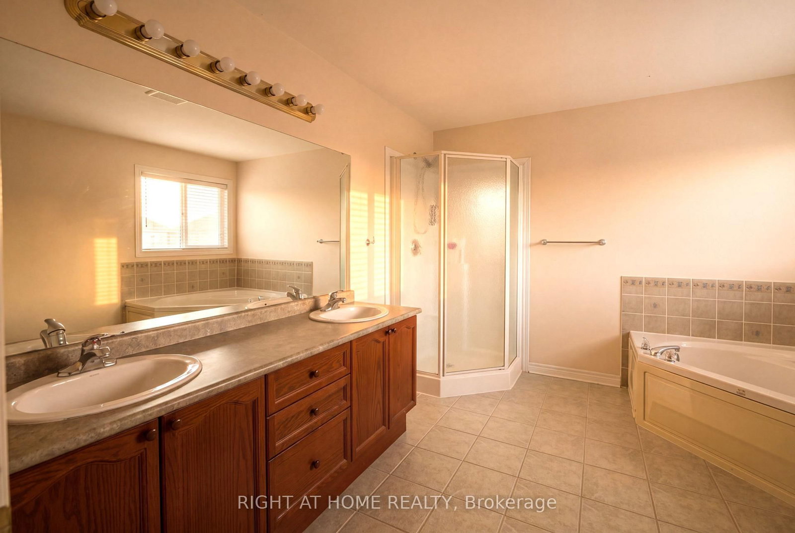 52 Prince William Way • Barrie, ON photo 31