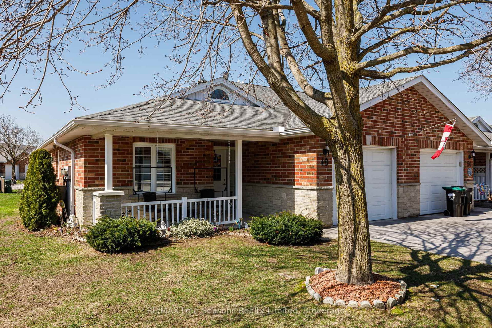 275 Huron Street • #49 • Clearview, ON photo 4