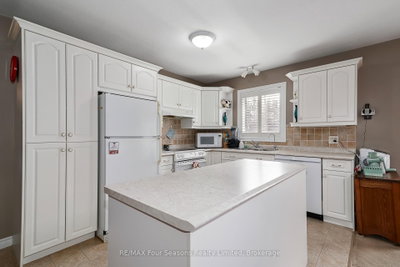 275 Huron Street • #49 • Clearview, ON photo 9