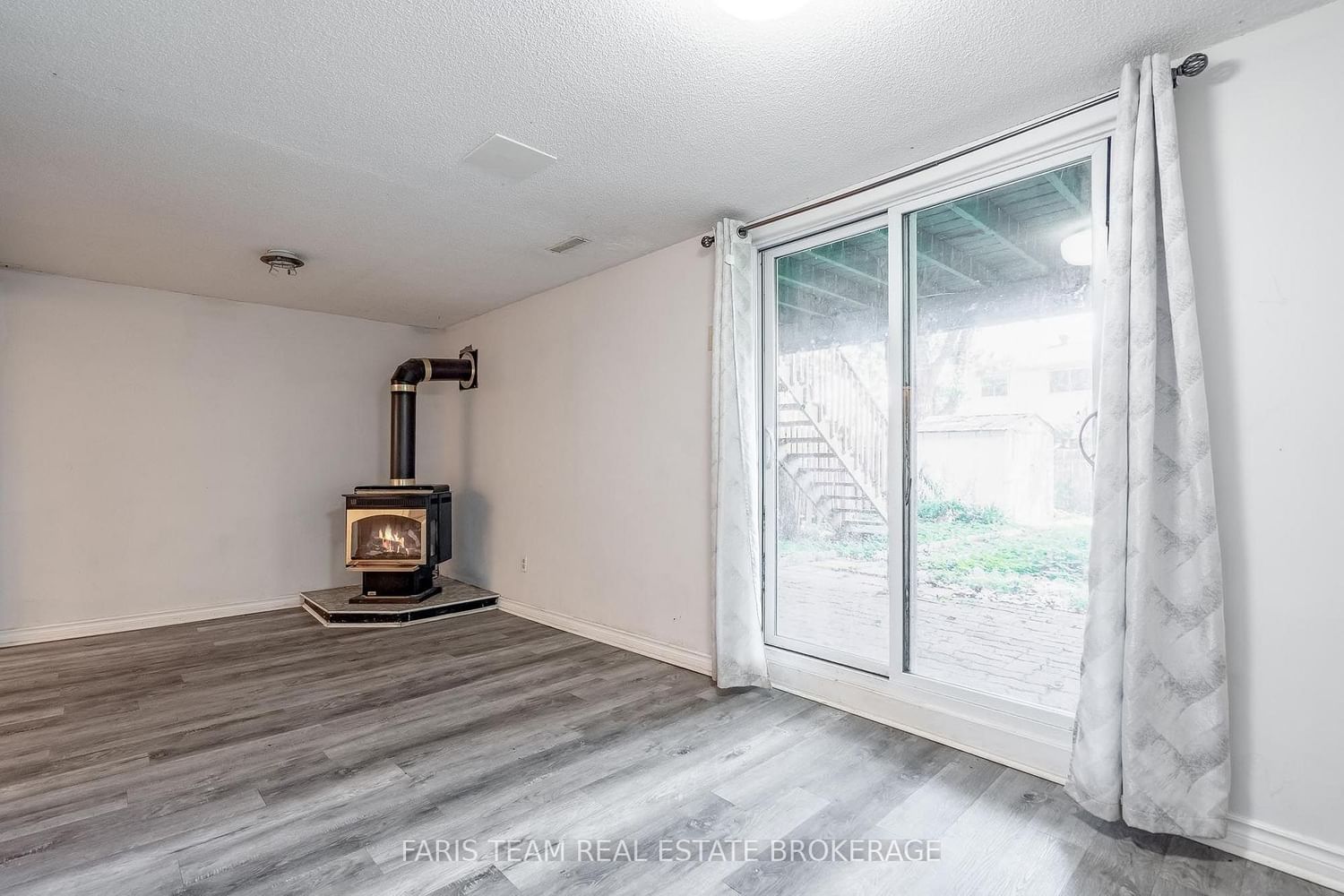 58 Chaucer Crescent • Barrie, ON photo 24