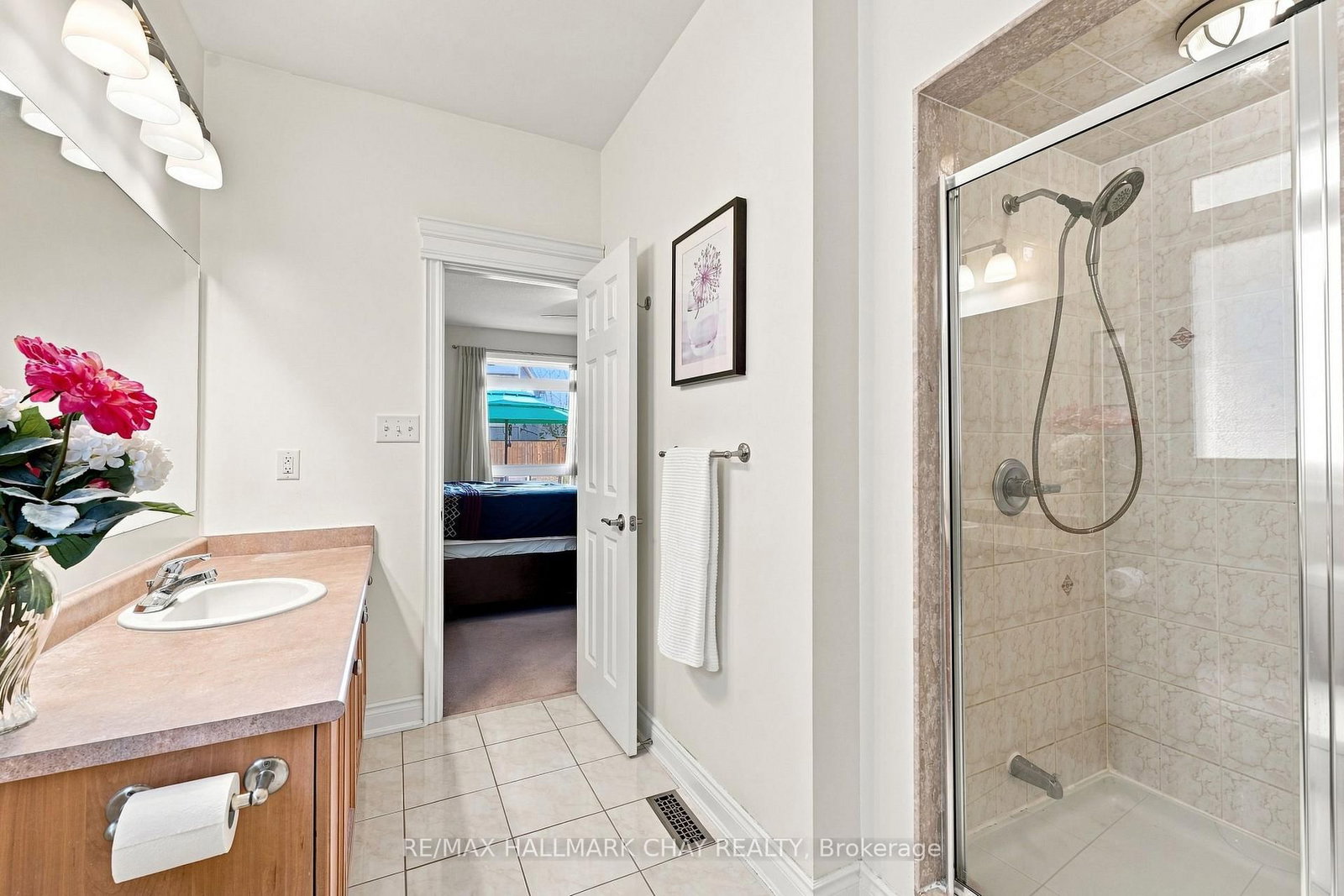 167 The Queensway • Barrie, ON photo 12