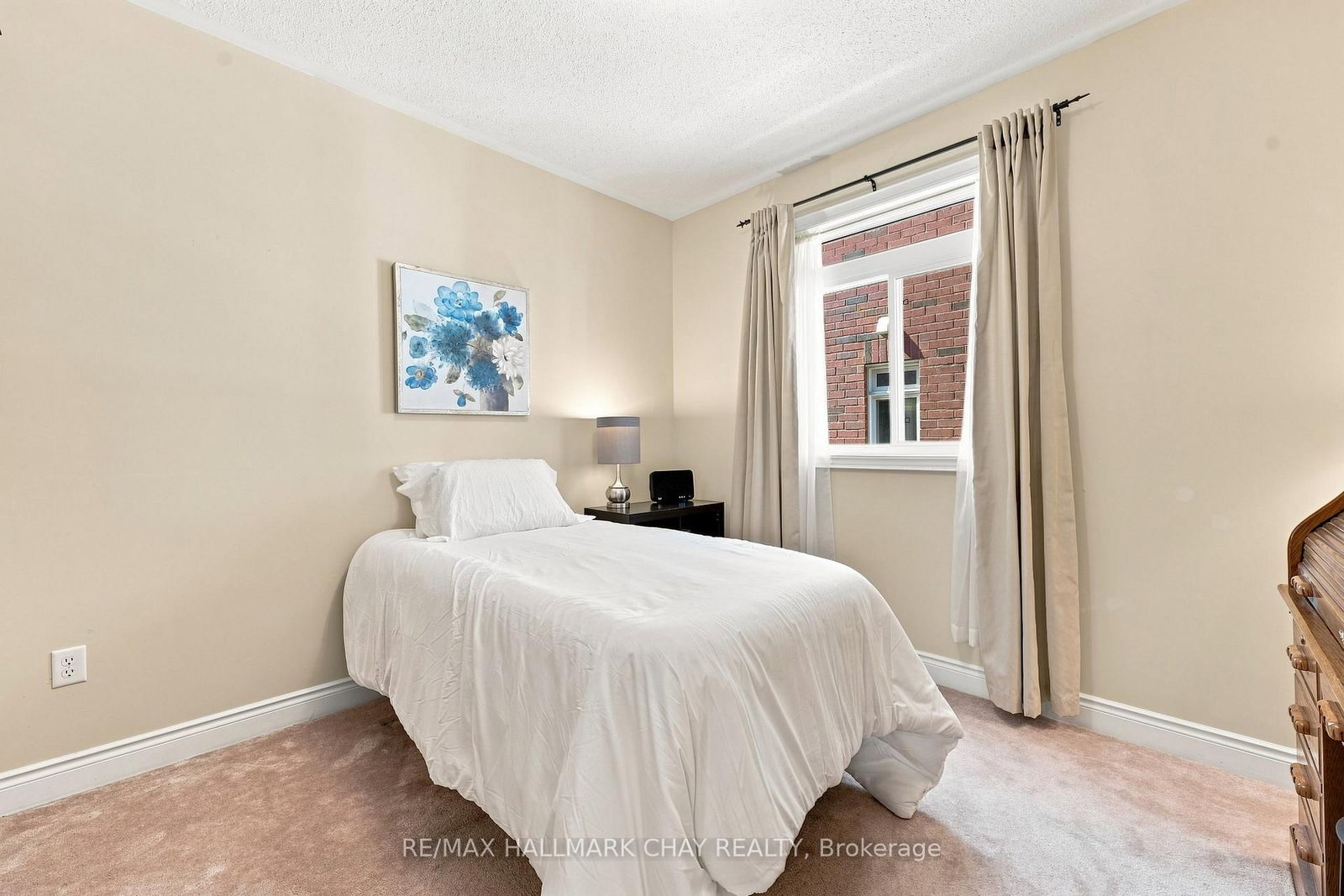 167 The Queensway • Barrie, ON photo 14