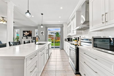 167 The Queensway • Barrie, ON photo 4
