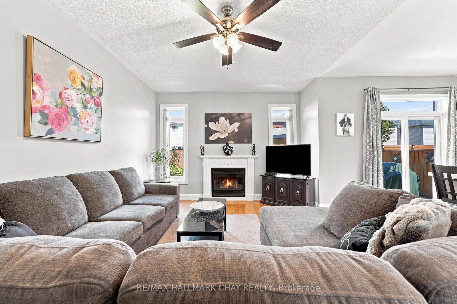 167 The Queensway • Barrie, ON photo 5