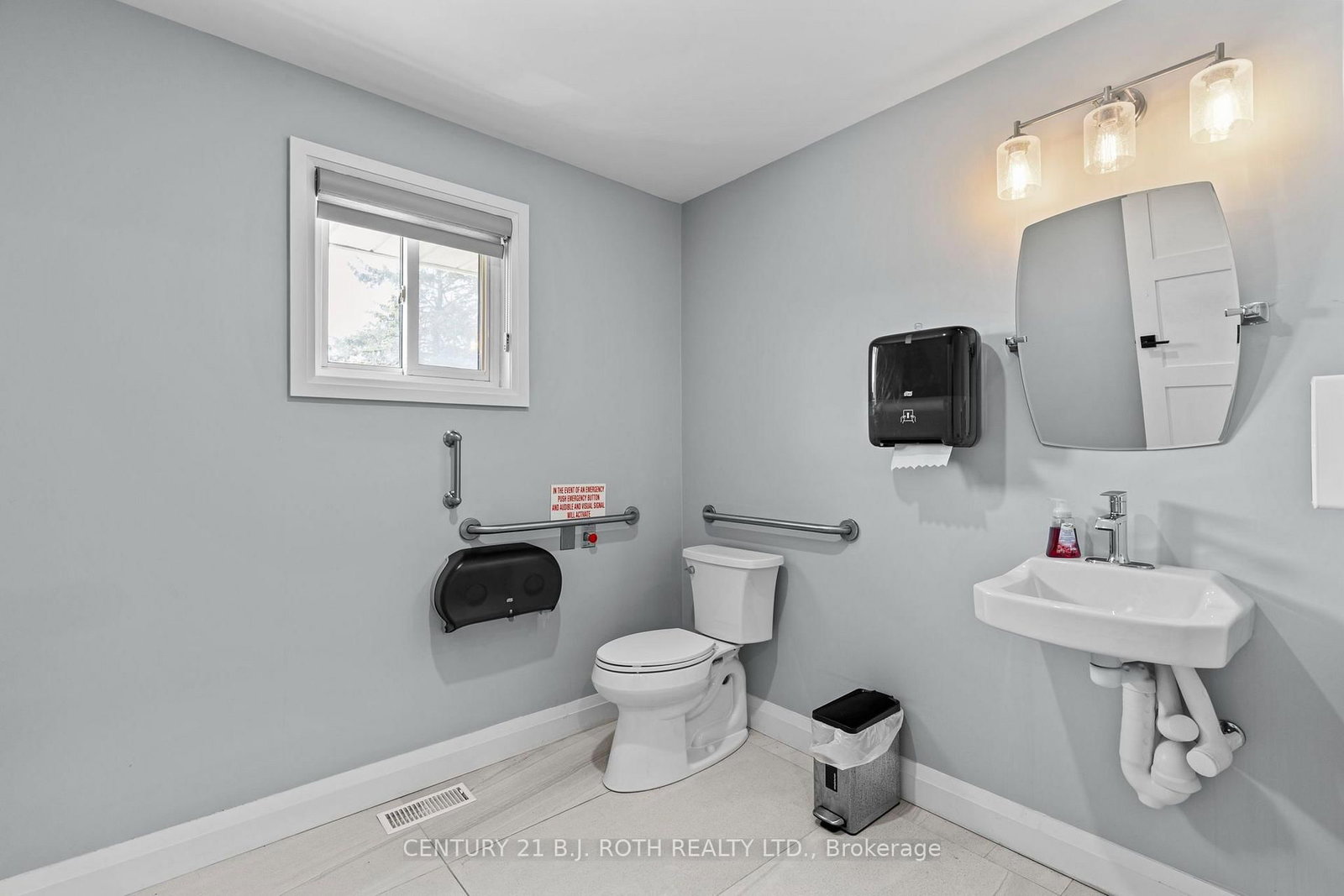 355 Mapleview Drive W • Barrie, ON photo 17
