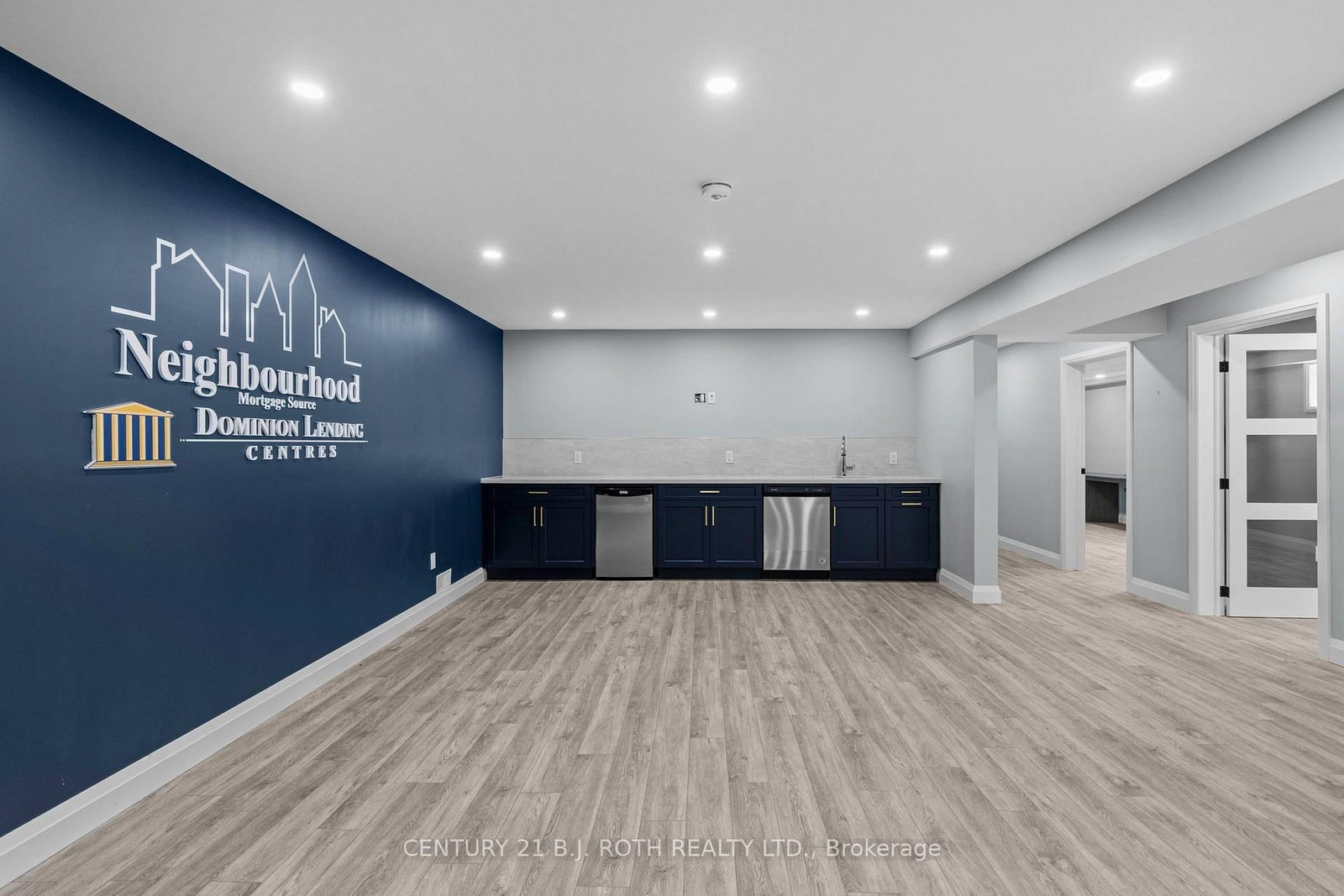 355 Mapleview Drive W • Barrie, ON photo 18
