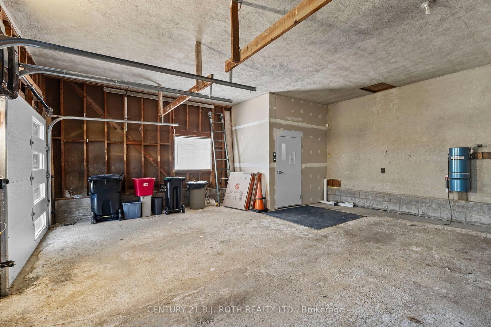 355 Mapleview Drive W • Barrie, ON photo 28