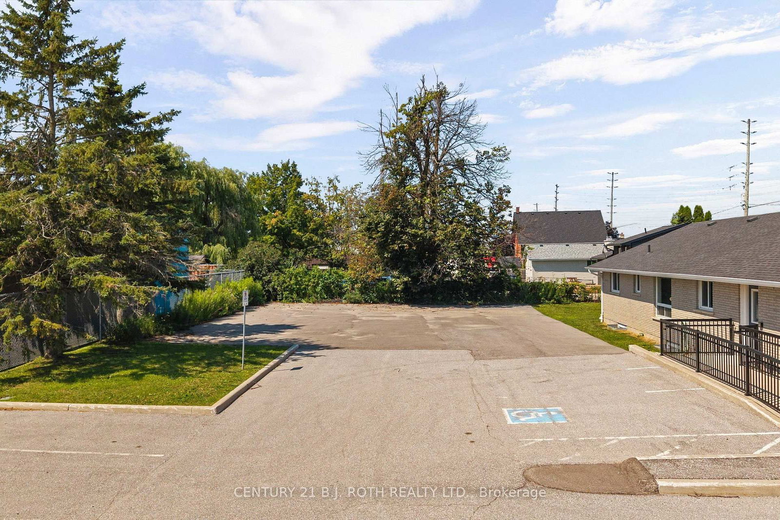 355 Mapleview Drive W • Barrie, ON photo 31