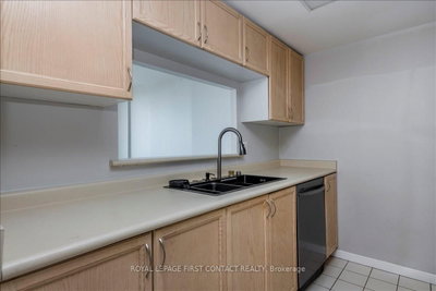 65 Ellen Street • #709 • Barrie, ON photo 9