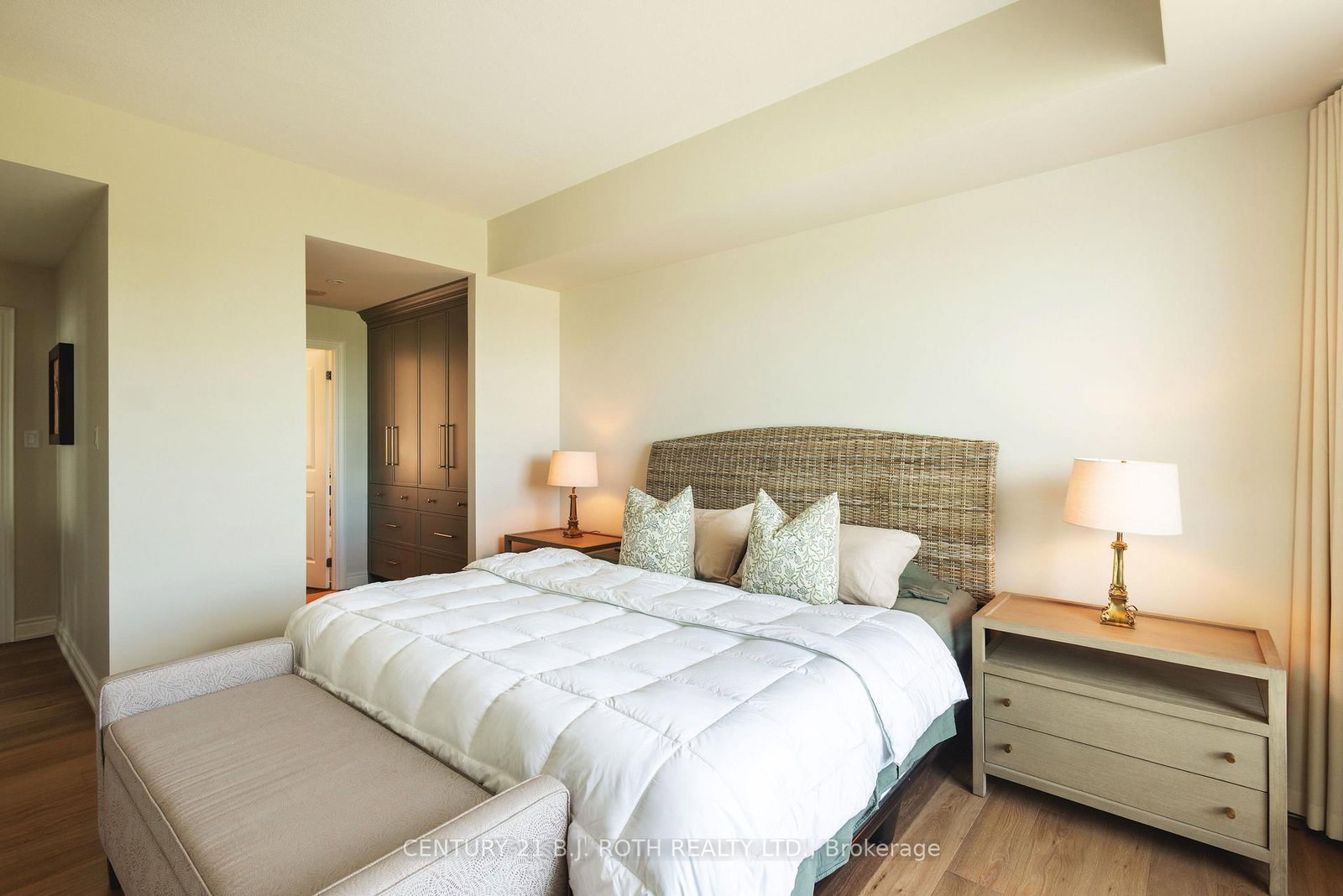 33 Ellen Street • #904 • Barrie, ON photo 21