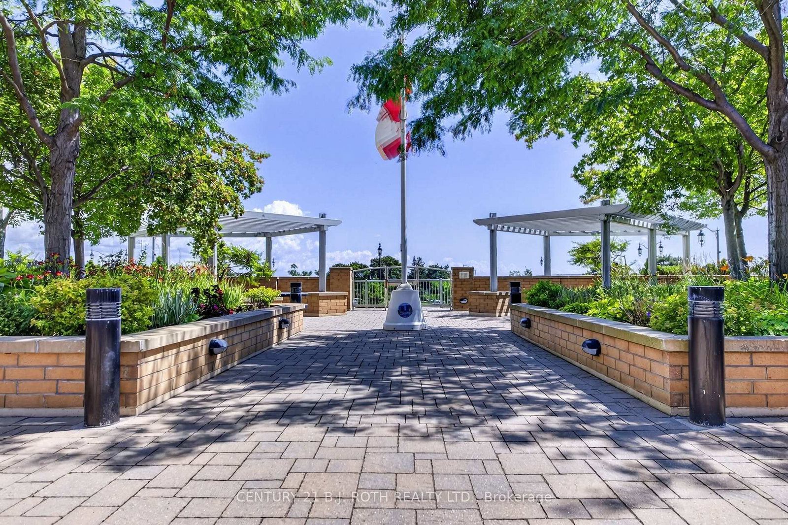33 Ellen Street • #904 • Barrie, ON photo 26