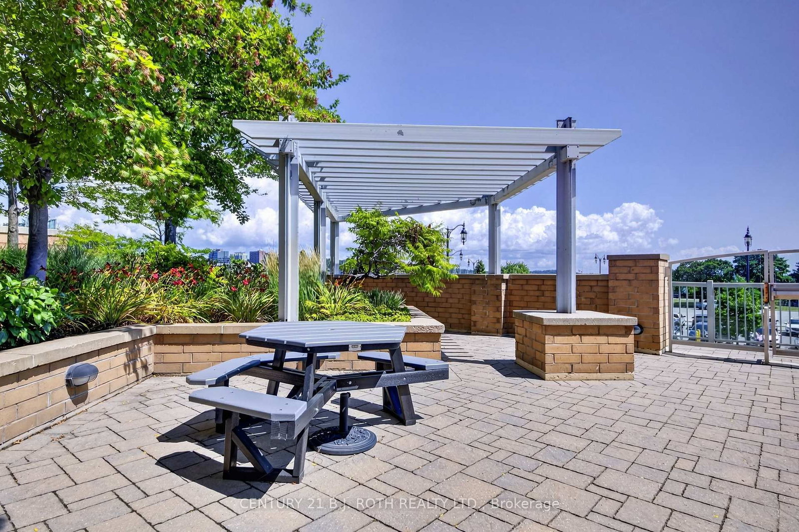 33 Ellen Street • #904 • Barrie, ON photo 27