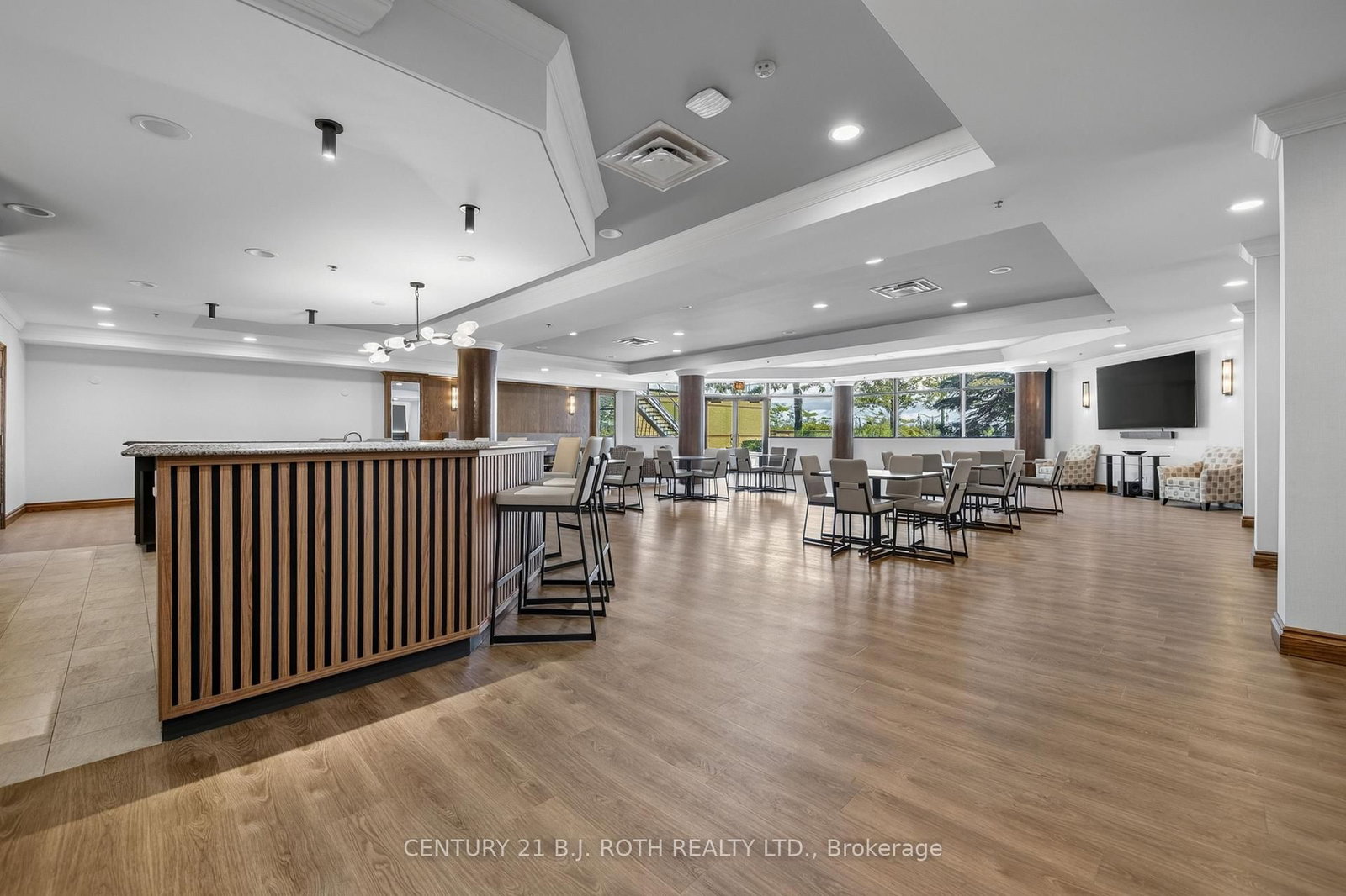 33 Ellen Street • #904 • Barrie, ON photo 39