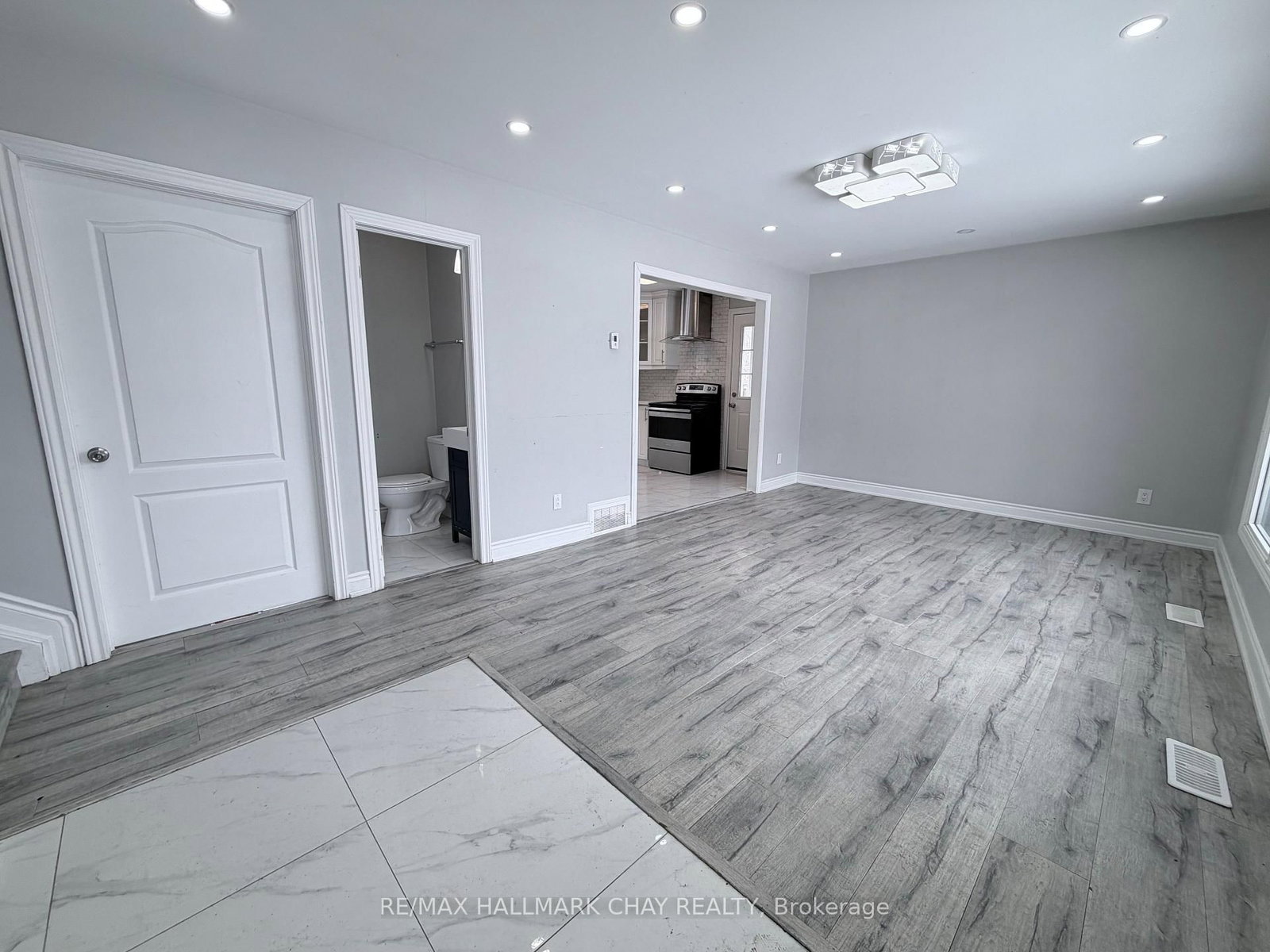Main - 152 Rose Street, Barrie 3