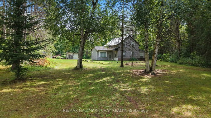 1347 Old Second Road N