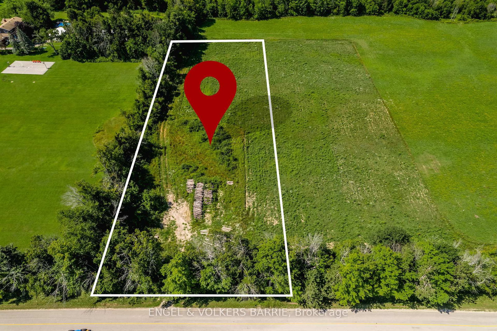 Listing Image 4