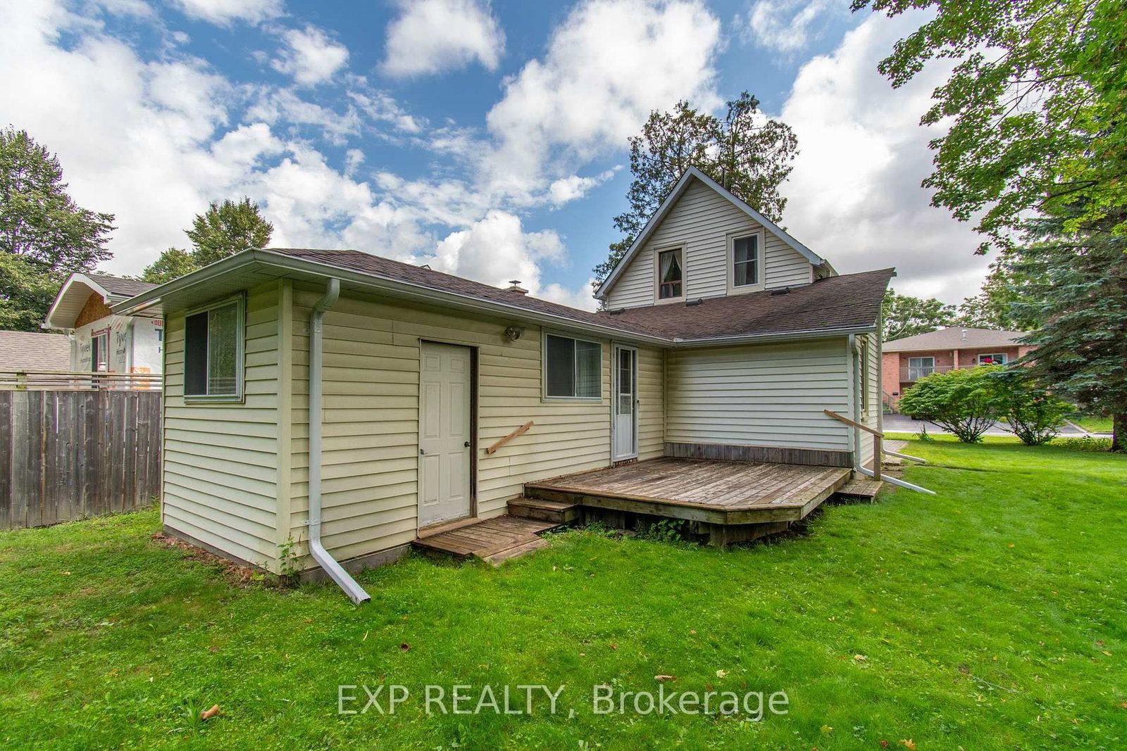 Listing Image 6
