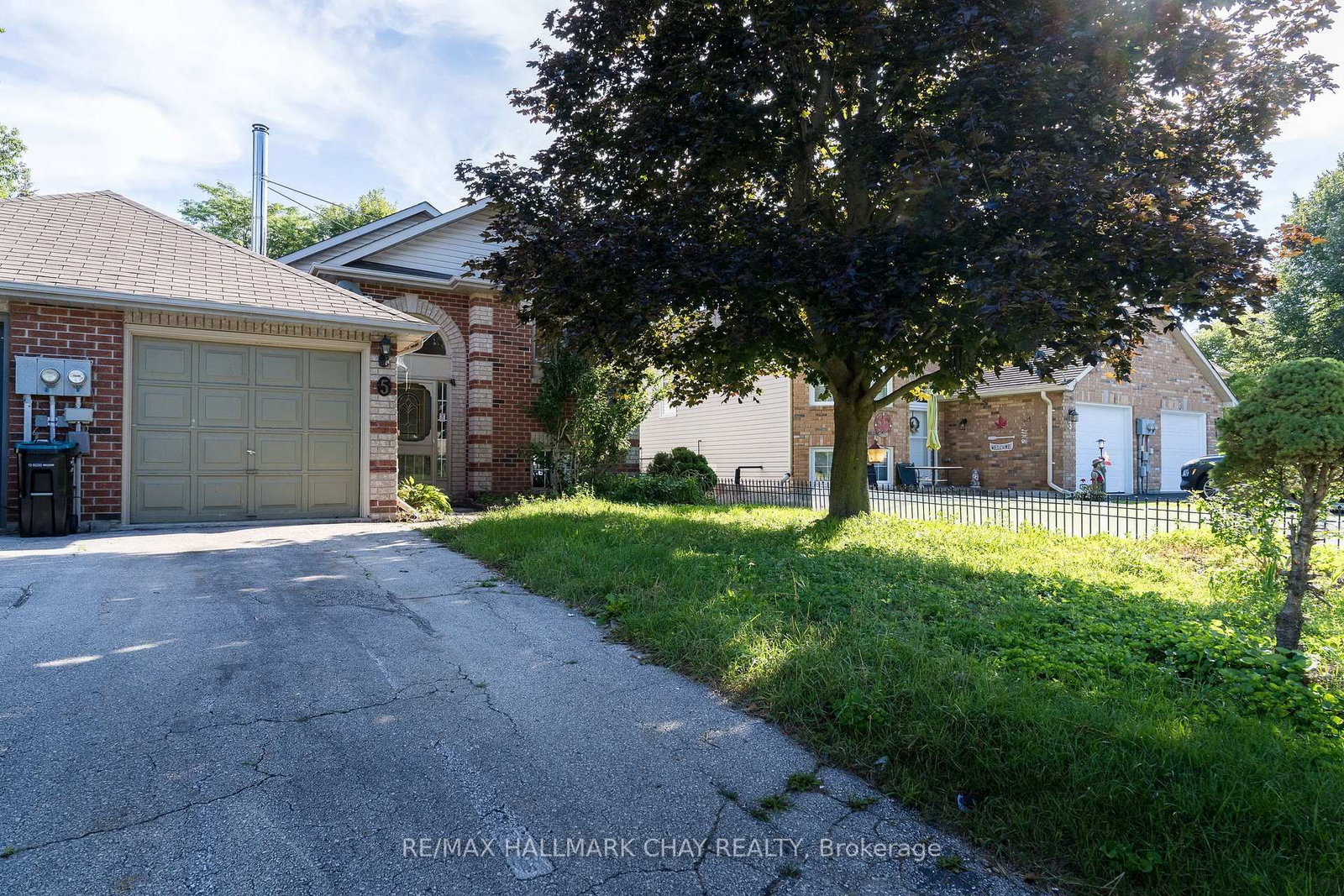 Listing Image 3