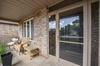 74 Ruffet Drive • Barrie, ON photo 4