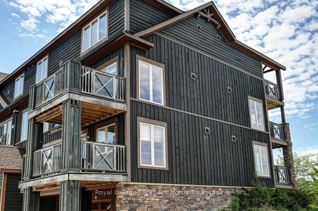 2 Joseph Trail • Collingwood, ON photo 3