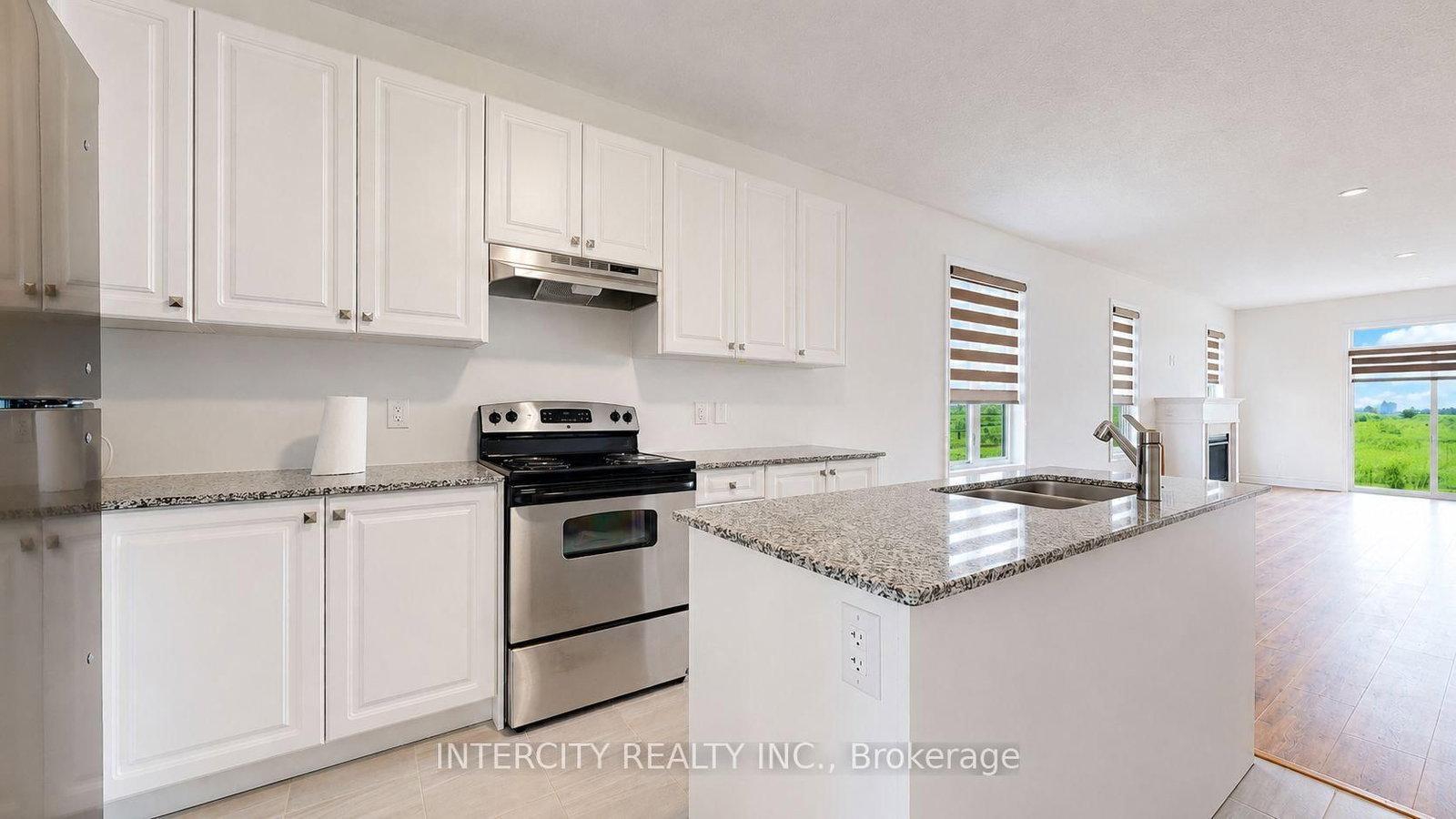 17 Union Boulevard • Wasaga Beach, ON photo 12