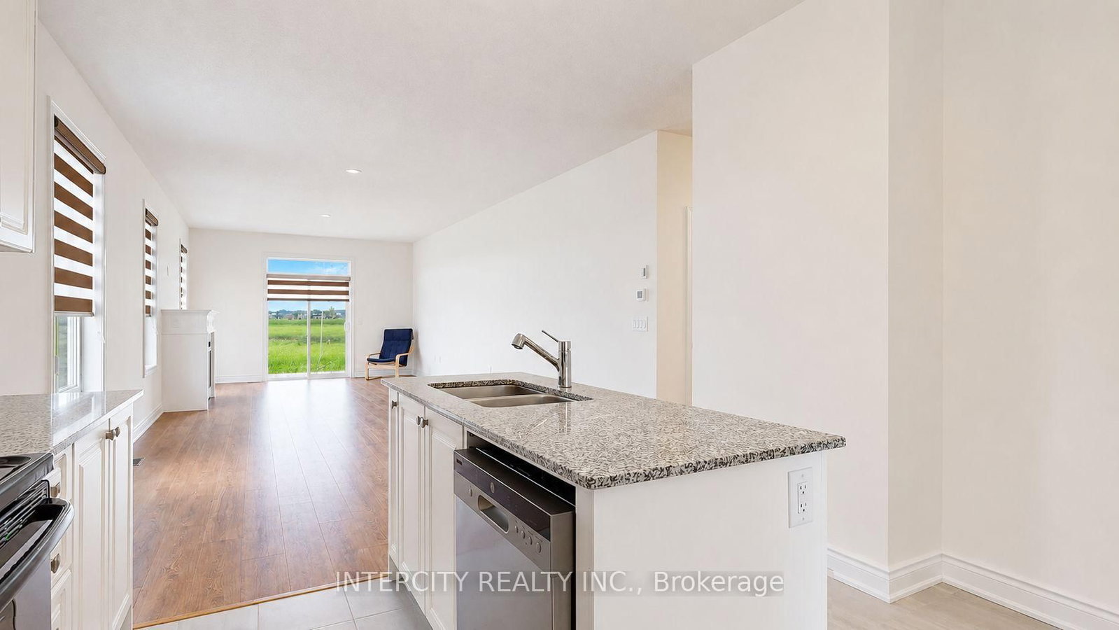 17 Union Boulevard • Wasaga Beach, ON photo 14