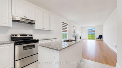 17 Union Boulevard • Wasaga Beach, ON photo 9