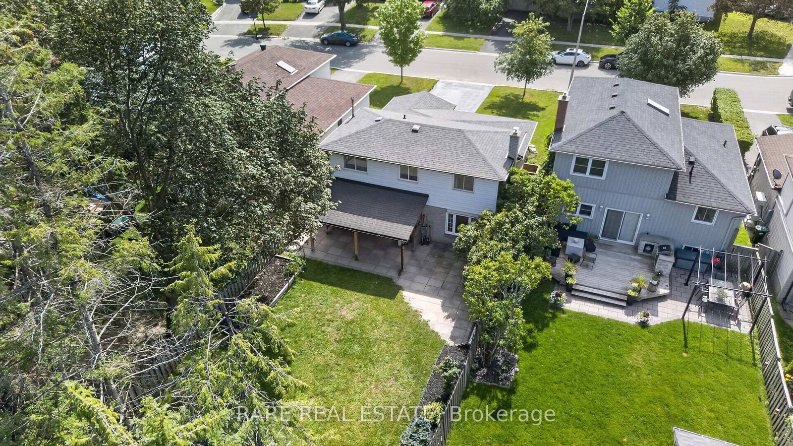 46 Ridgeway Avenue • Barrie, ON photo 37