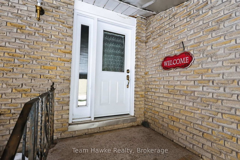 575 Simcoe Avenue