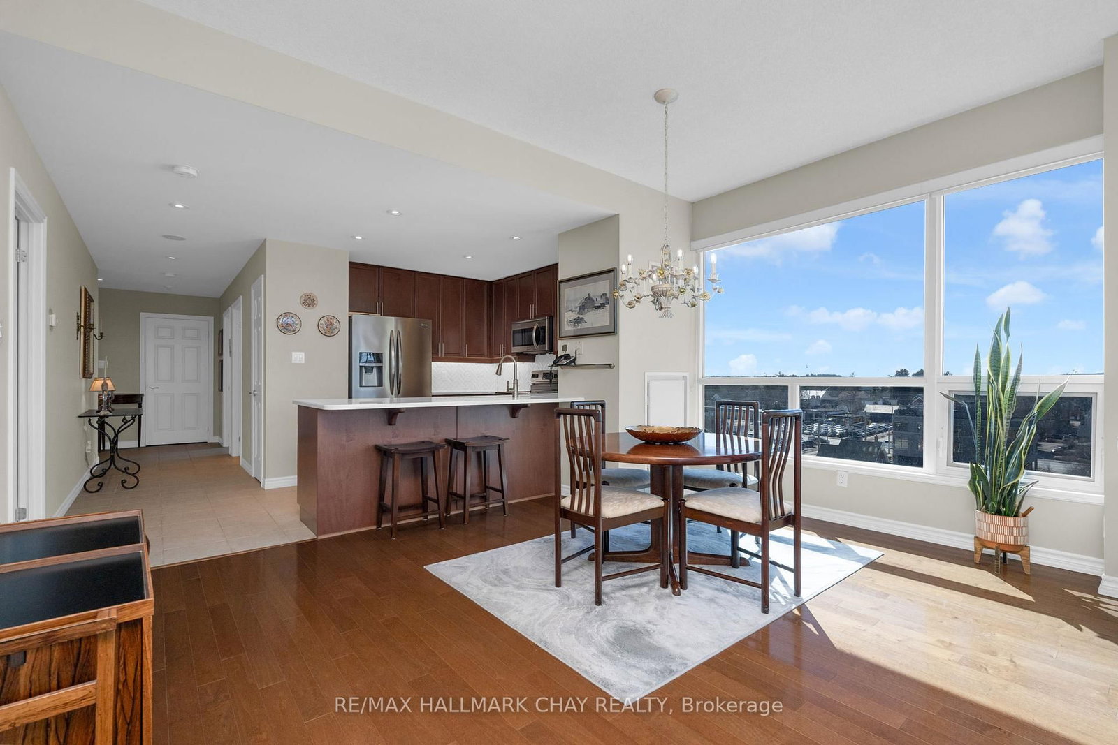 37 Ellen Street • #702 • Barrie, ON photo 13