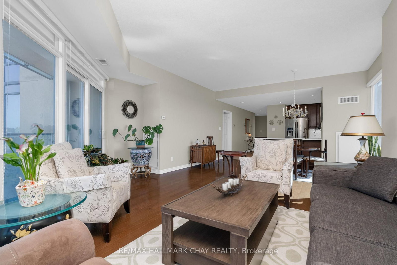 37 Ellen Street • #702 • Barrie, ON photo 15