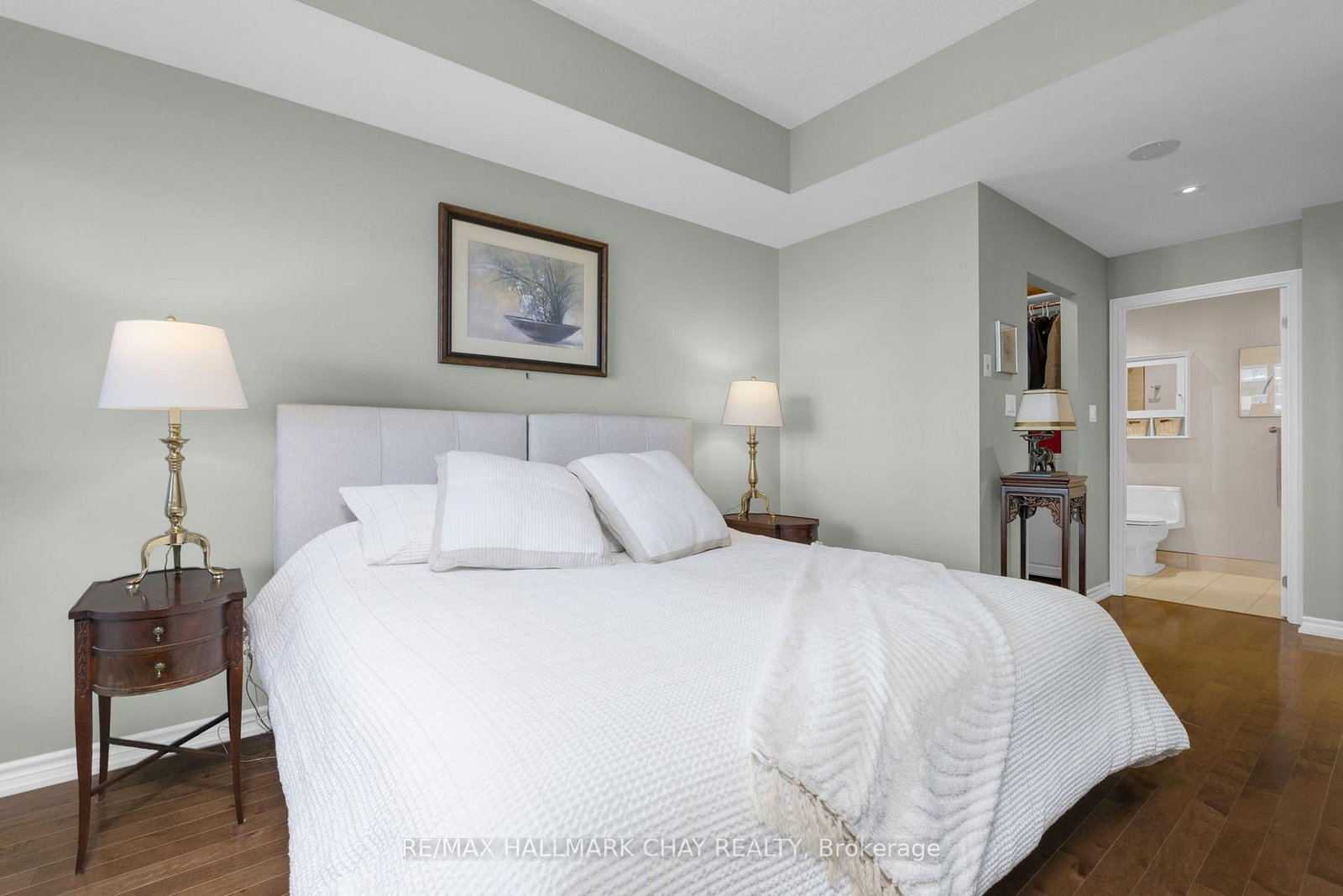37 Ellen Street • #702 • Barrie, ON photo 21