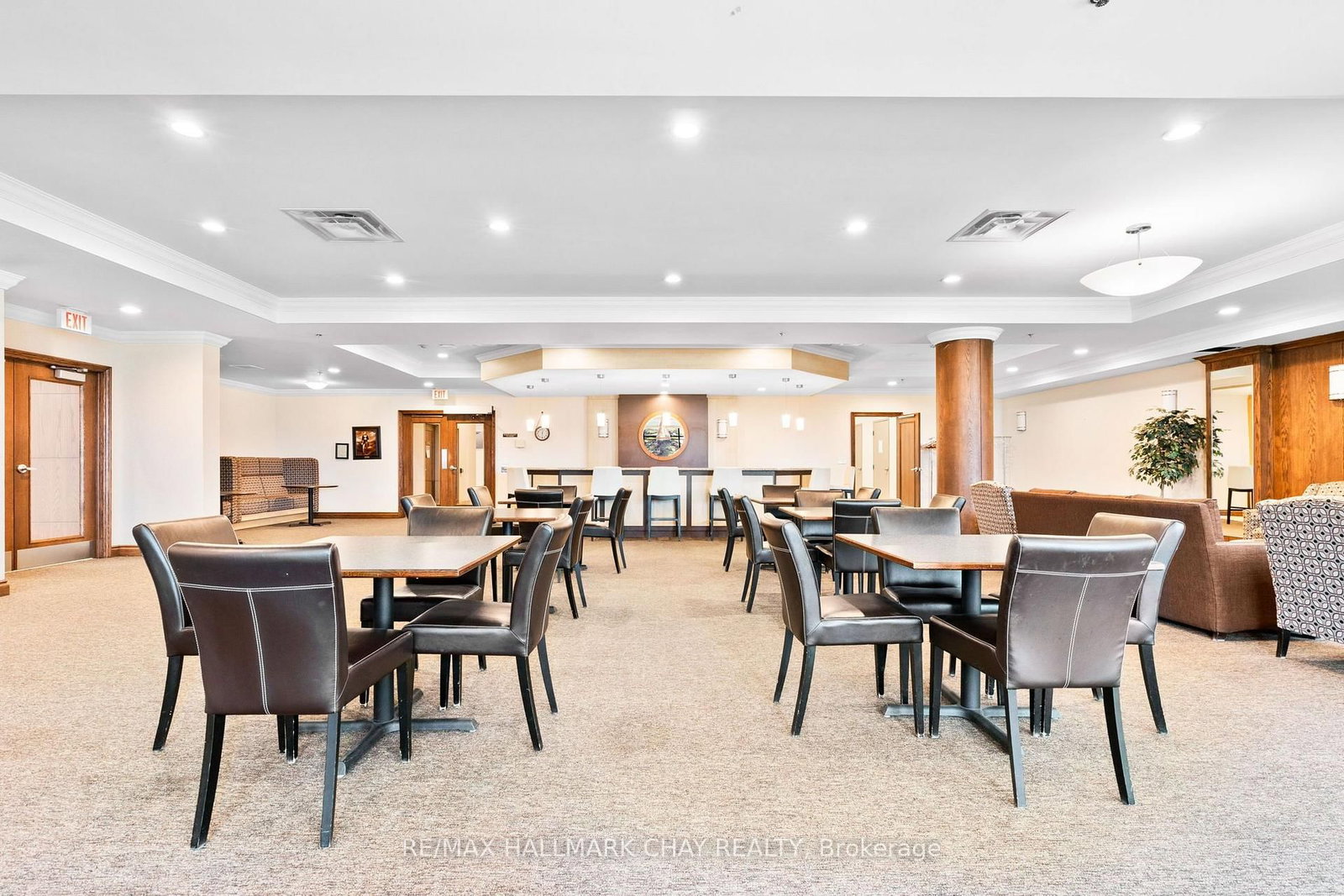 37 Ellen Street • #702 • Barrie, ON photo 30