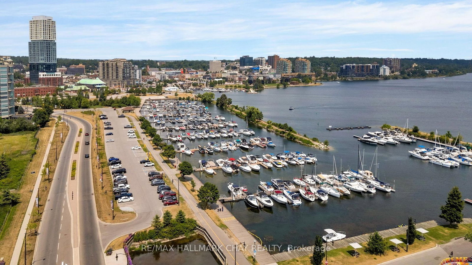37 Ellen Street • #702 • Barrie, ON photo 4