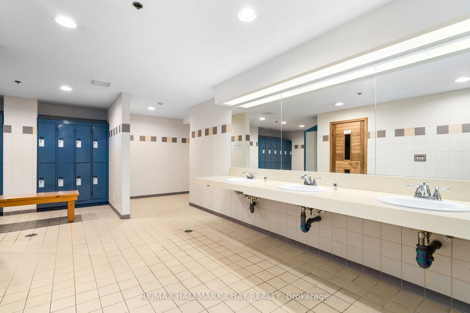 37 Ellen Street • #702 • Barrie, ON photo 40