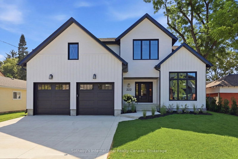 222 Oak Street
