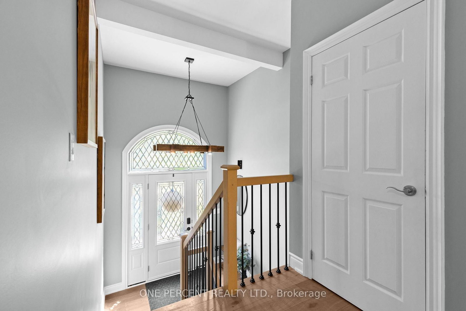 1370 Rimkey Crescent • Severn, ON photo 9
