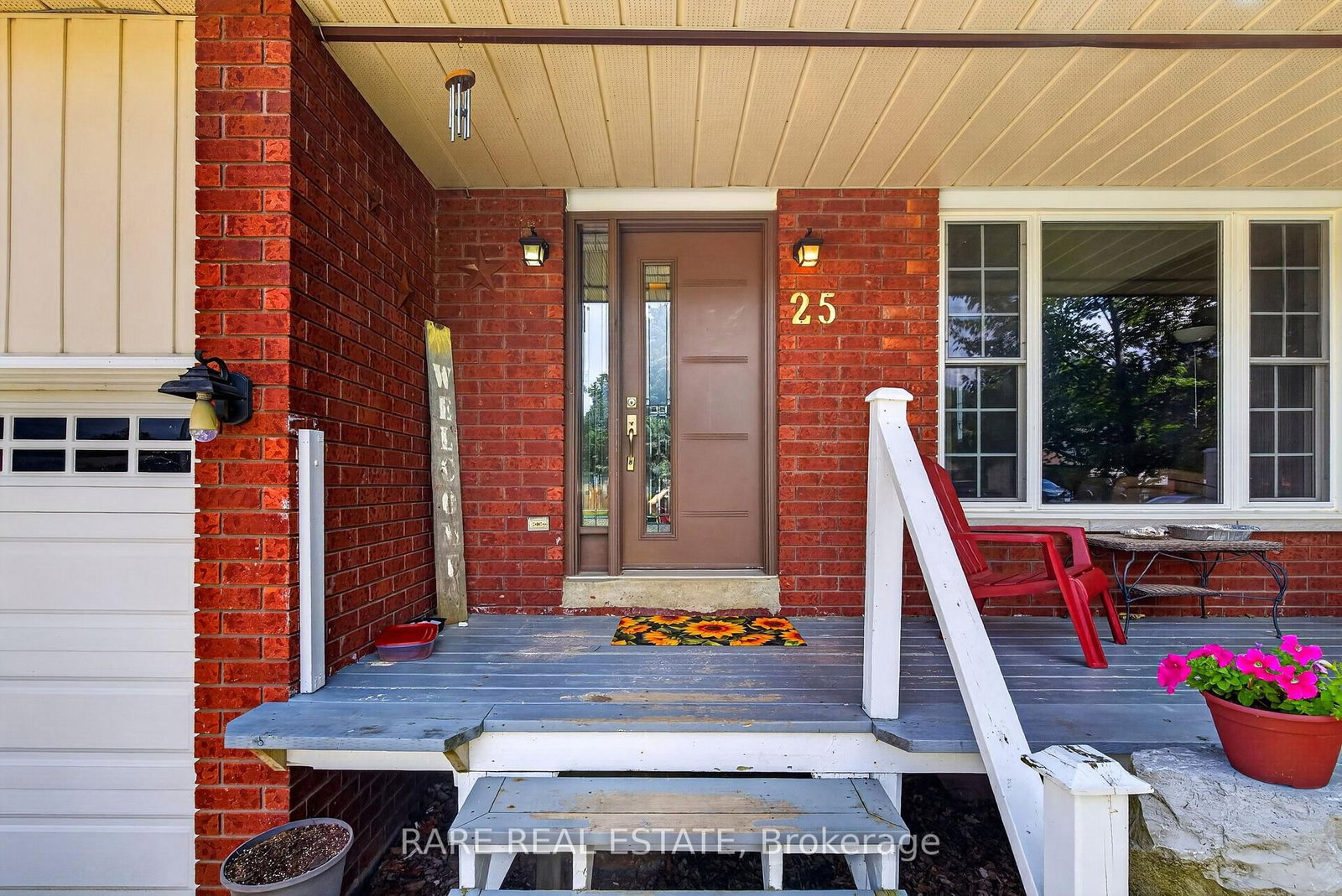 25 Edgewood Crescent • Clearview, ON photo 5