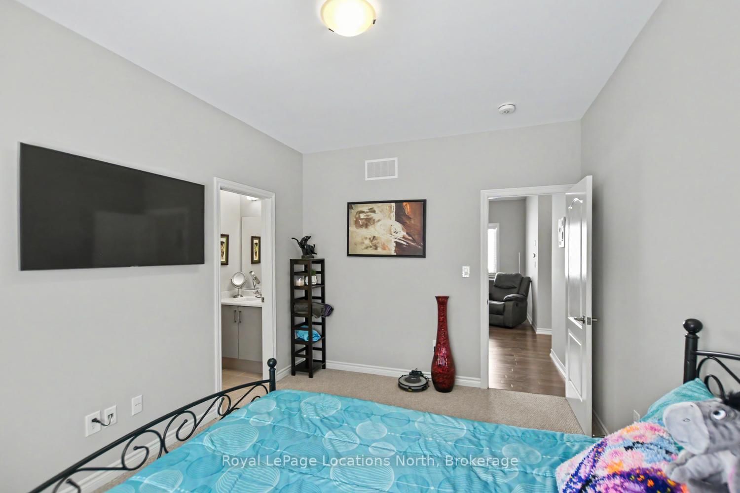 214 SPRINGFIELD Crescent • Clearview, ON photo 13