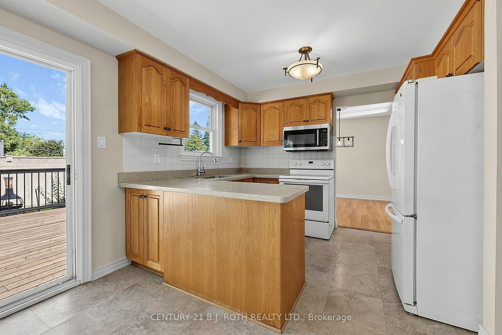 104 WOODSIDE Drive • Orillia, ON photo 10