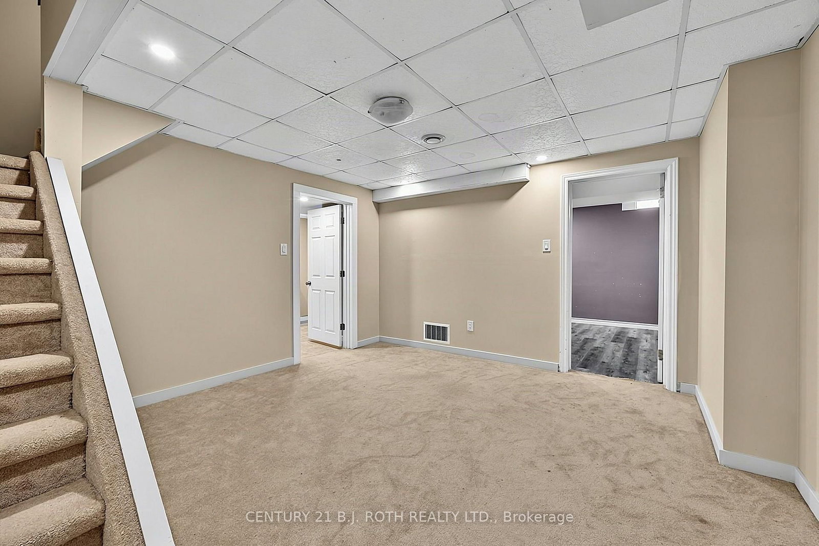 104 WOODSIDE Drive • Orillia, ON photo 26