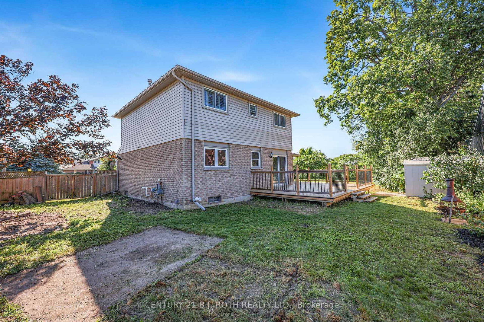 104 WOODSIDE Drive • Orillia, ON photo 38
